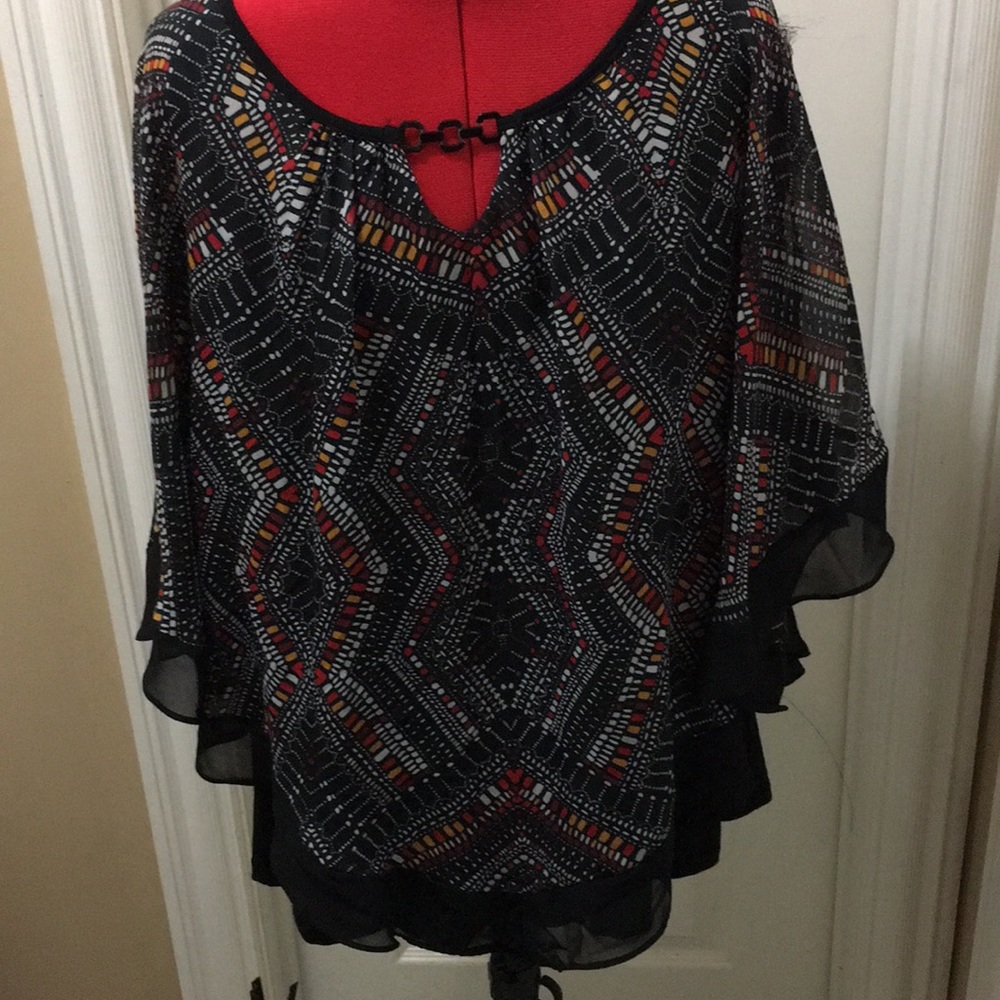 Gorgeous sheer layered top!